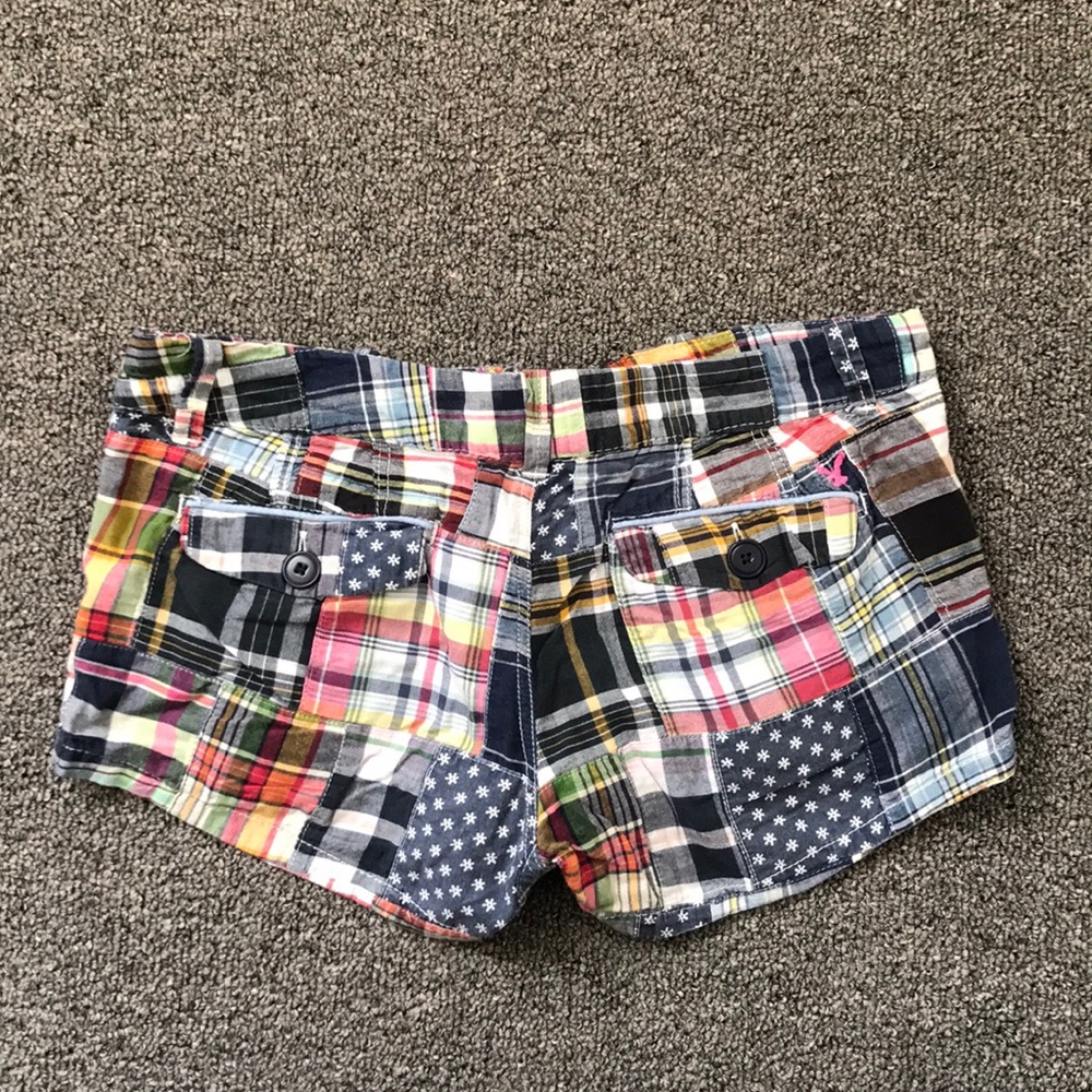 AE multi patch shorts 🔴 - Picture 2 of 3